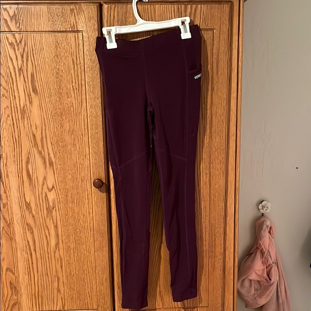 Plum equestrian Leggings with Side Pocket-Never worn